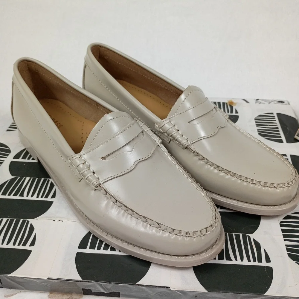 GH Bass Whitney Weejuns Womens Penny Loafers Sand Leather 9.5M BAX4W945 - Picture 1 of 8